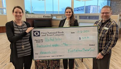 FNBT presents check to United Way